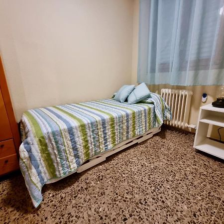 Apartamento Montse Zaragoza Kültér fotó